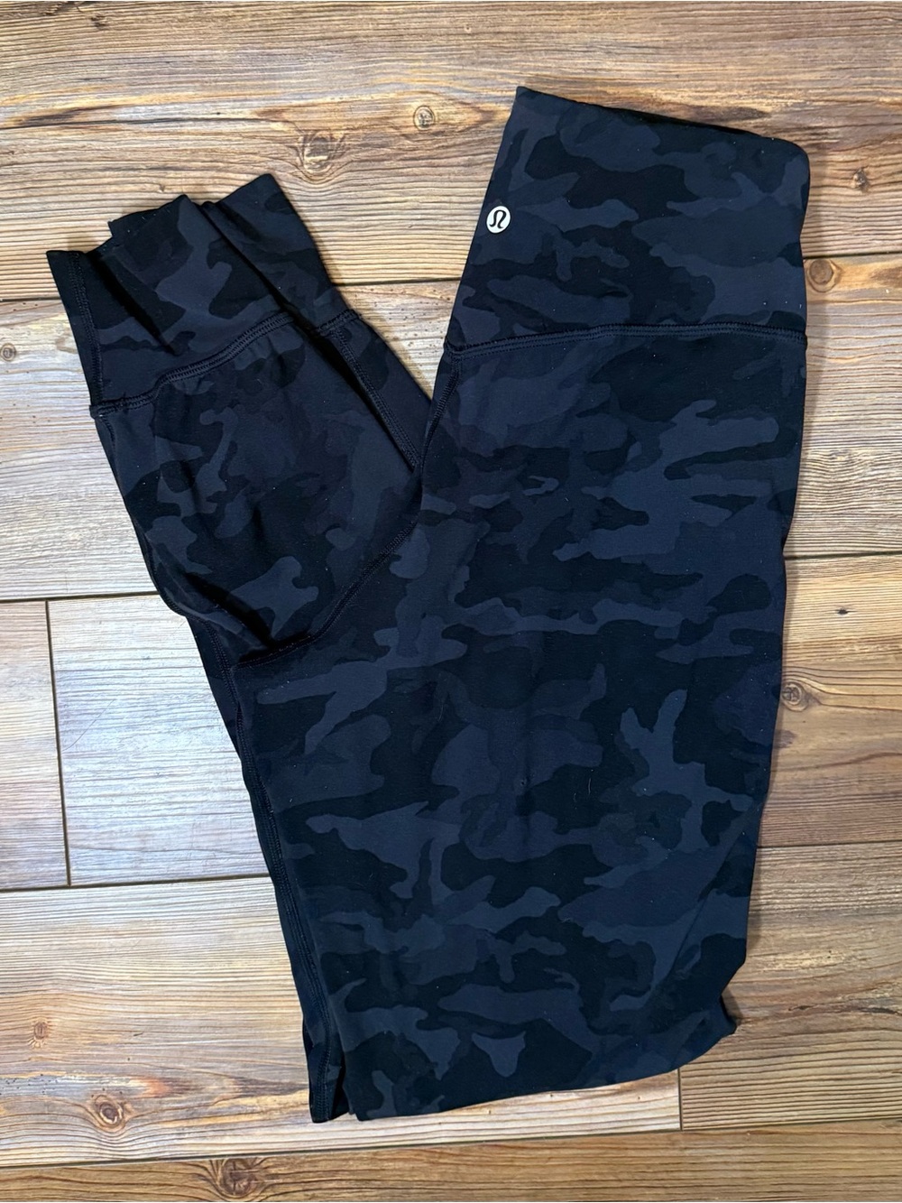 lululemon Black Camo Jogger Leggings Women’s Size 4 High Rise Athletic Pants